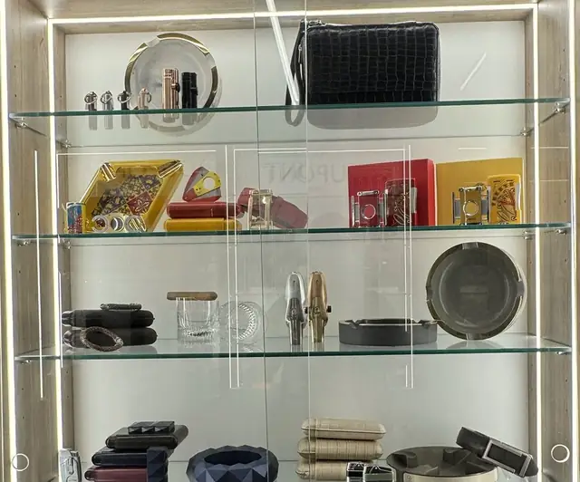 Ceniceros, estuches y cortapuros en la tienda Humibest